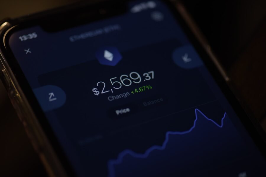 Top 10 Crypto ICOs to Invest in 2022